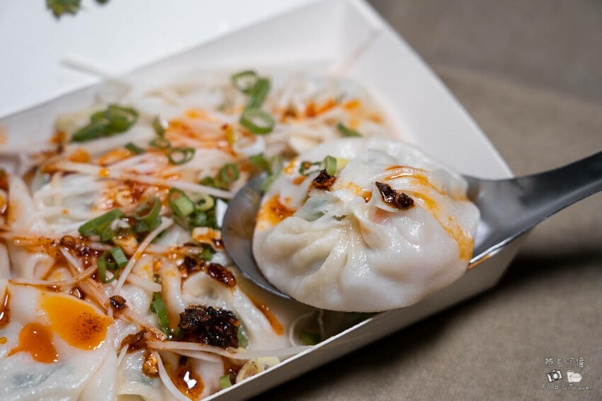 太平早餐推薦!宮太鮮小籠湯包純手工現包現蒸、皮薄餡美、美味實在