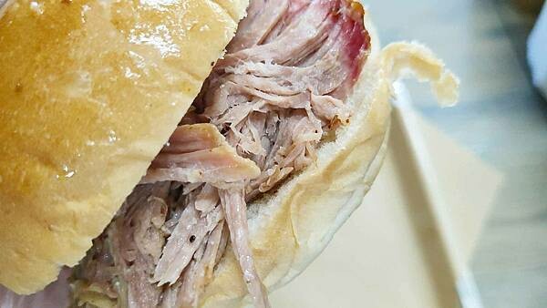 Bogart's Smokehouse Taipei (美式木柴烤肉屋)｜還沒有開店大排長龍！爆人氣的道地美式烤肉店