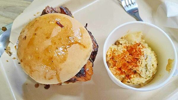 Bogart's Smokehouse Taipei (美式木柴烤肉屋)｜還沒有開店大排長龍！爆人氣的道地美式烤肉店