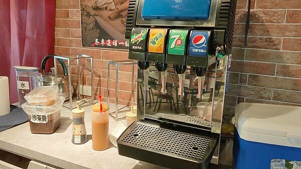 台北市士林區正老林羊肉爐 社中店|台北評價最高的羊肉爐吃到飽