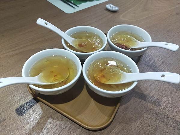 桃園大溪春草舒願健康蔬食~讓人驚艷的無菜單料理~近月眉古道~