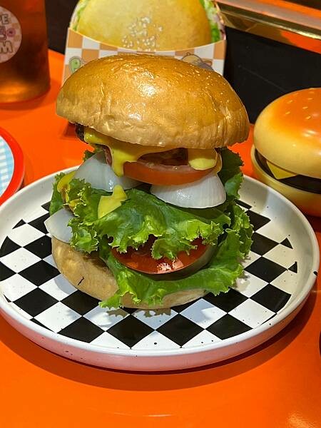 *(高雄薯條)CarpeDiem吃吧~經典雙層牛肉堡、巧克力