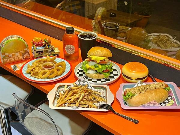 *(高雄薯條)CarpeDiem吃吧~經典雙層牛肉堡、巧克力