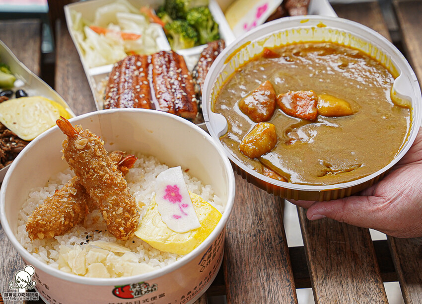 北高雄日式便當 紅蕃茄日式便當專賣店，澎派爽口多樣式餐盒、商務便當、左營便當推薦 - 跟著尼力吃喝玩樂＆親子生活