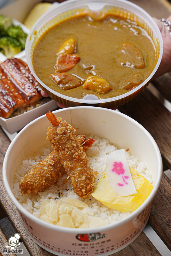 北高雄日式便當 紅蕃茄日式便當專賣店，澎派爽口多樣式餐盒、商務便當、左營便當推薦 - 跟著尼力吃喝玩樂＆親子生活