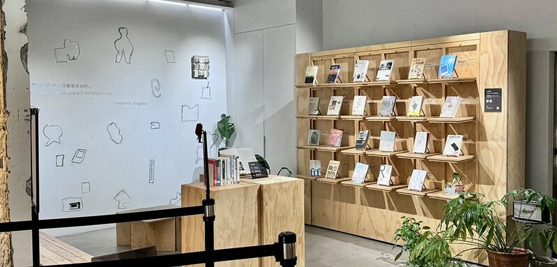 台北車站咖哩推薦！「朱雀SUZAKU CURRY SHOP」夢幻酪梨湯咖哩與雪花布丁必點。