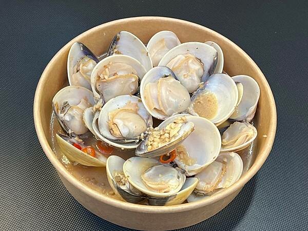 ＊（瑞豐美食）初番商行瑞豐夜市～現點現煮不加鹽超鮮甜！鮮爆蛤