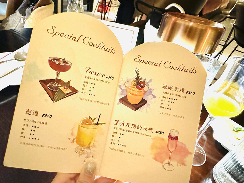 [台北-大安] 信義安和站彷彿置身於歐洲的Twilight餐