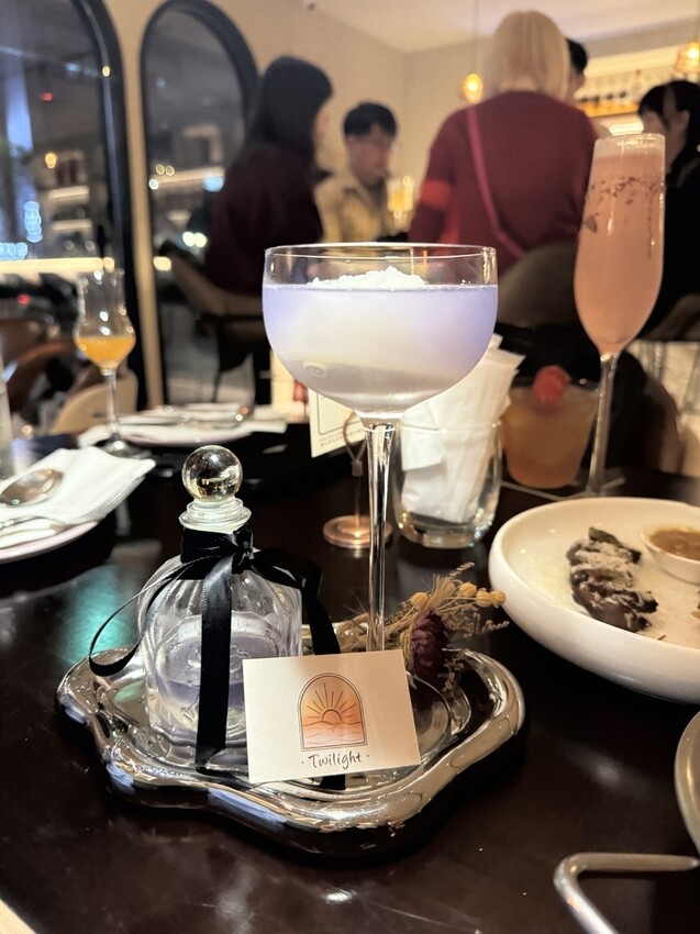 [台北-大安] 信義安和站彷彿置身於歐洲的Twilight餐