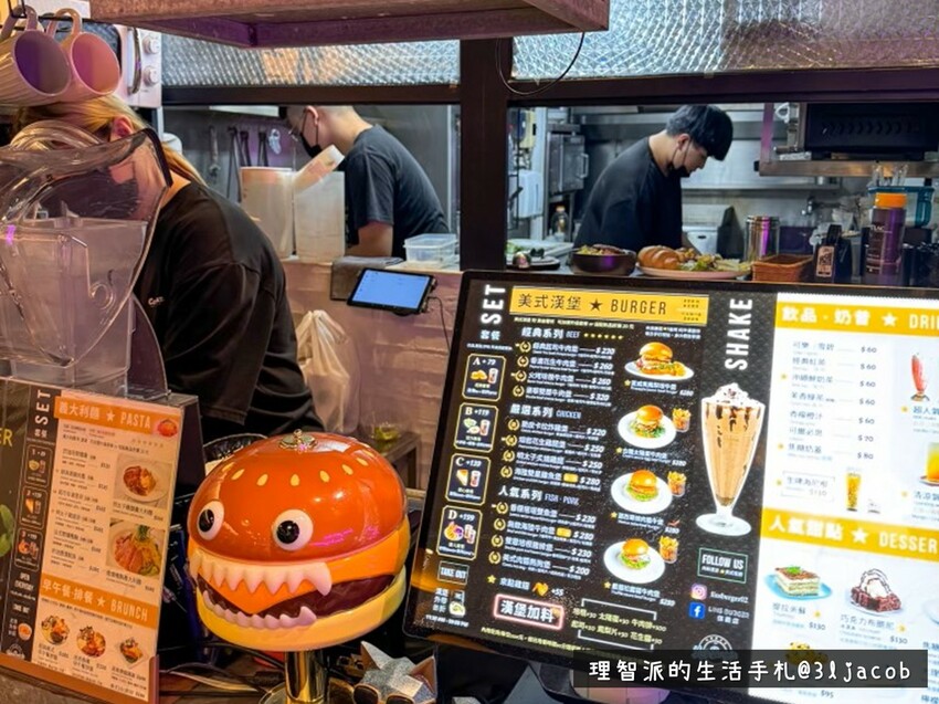 2023 最新 台北美式餐廳推薦》林斯漢堡(Lin’s Burger)信義店 一間主打美式漢堡、義大利麵、早午餐的台北聚餐餐廳推薦 - 理智派的生活手札