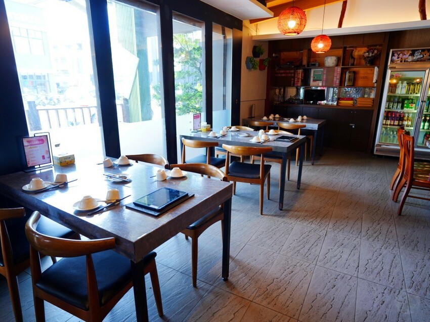 台南市善化區LA 墨川四川樟茶烤鴨 樟茶烤鴨必吃！台南烤鴨餐廳TOP首選｜2025台南聚餐推薦