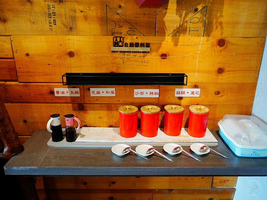 台南市善化區LA 墨川四川樟茶烤鴨 樟茶烤鴨必吃！台南烤鴨餐廳TOP首選｜2025台南聚餐推薦