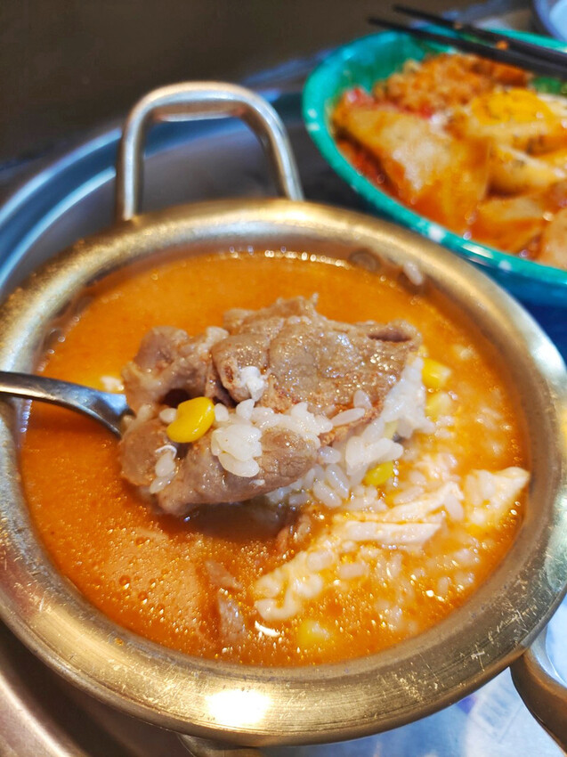 台南平價韓式小吃│韓湘辣炒年糕│銅板價50元起司湯飯│一個人