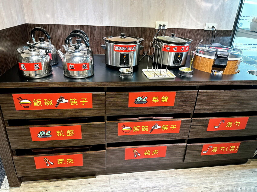 台中羊肉爐吃到飽，當月壽星只要500元，超過60種食材隨你吃，羊肋排、羊大骨、羊腳筋超驚艷