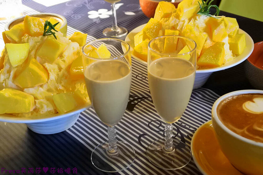 楠西景點│沁涼芒果冰咖啡「行動城堡二館－幸福芒果冰」豐盛水果餐「果農之家」國宴果乾伴手禮「玉井之門」
