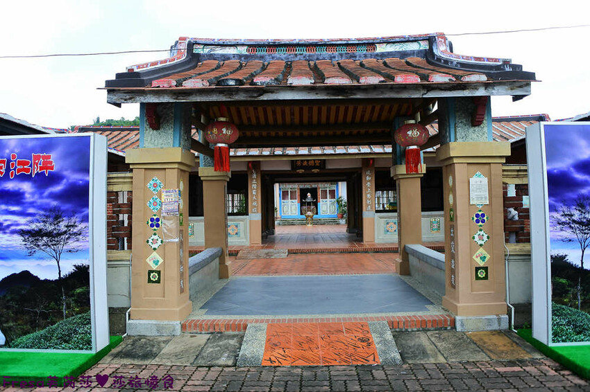 楠西景點│沁涼芒果冰咖啡「行動城堡二館－幸福芒果冰」豐盛水果餐「果農之家」國宴果乾伴手禮「玉井之門」