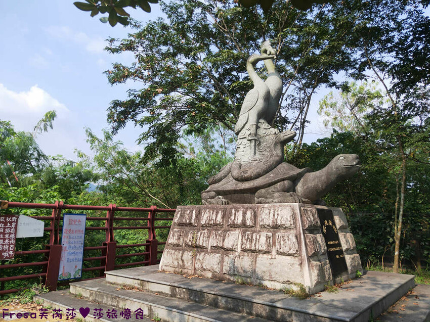 楠西景點│沁涼芒果冰咖啡「行動城堡二館－幸福芒果冰」豐盛水果餐「果農之家」國宴果乾伴手禮「玉井之門」