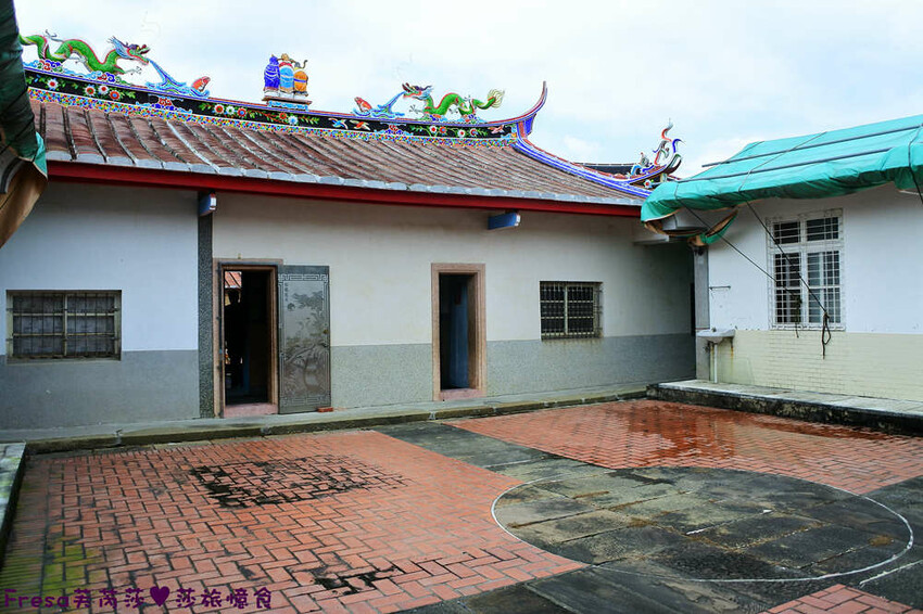 楠西景點│沁涼芒果冰咖啡「行動城堡二館－幸福芒果冰」豐盛水果餐「果農之家」國宴果乾伴手禮「玉井之門」