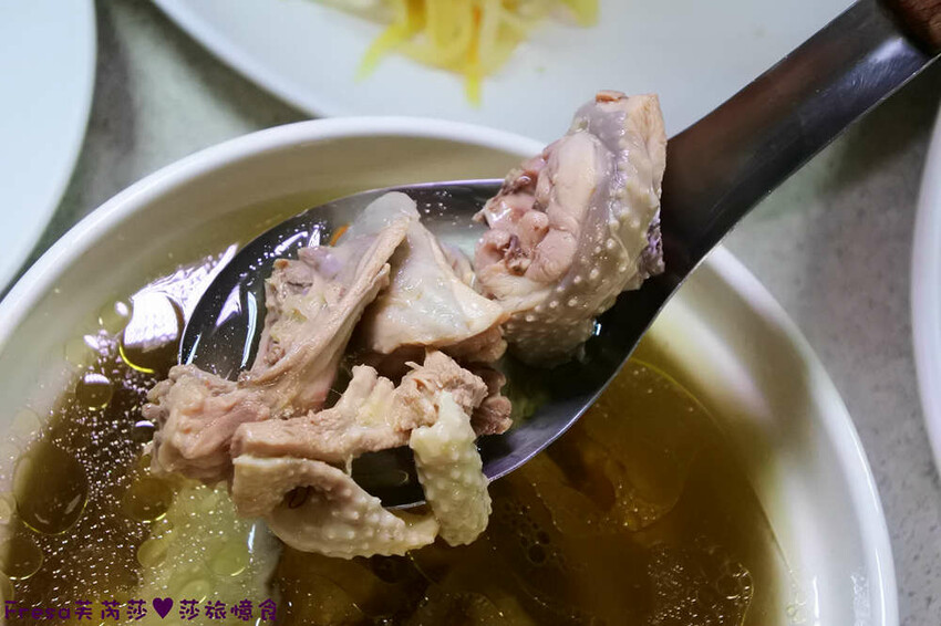 楠西景點│沁涼芒果冰咖啡「行動城堡二館－幸福芒果冰」豐盛水果餐「果農之家」國宴果乾伴手禮「玉井之門」