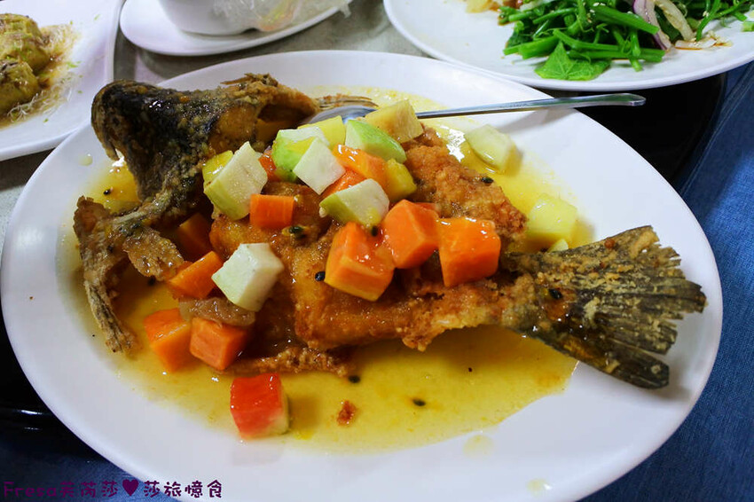 楠西景點│沁涼芒果冰咖啡「行動城堡二館－幸福芒果冰」豐盛水果餐「果農之家」國宴果乾伴手禮「玉井之門」