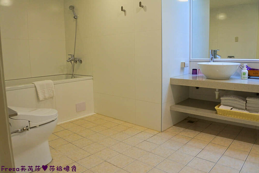 楠西景點│沁涼芒果冰咖啡「行動城堡二館－幸福芒果冰」豐盛水果餐「果農之家」國宴果乾伴手禮「玉井之門」