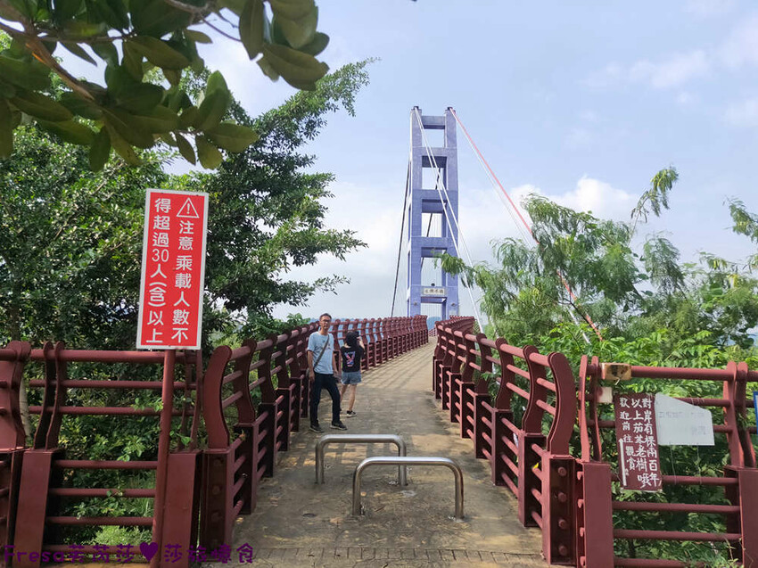 楠西景點│沁涼芒果冰咖啡「行動城堡二館－幸福芒果冰」豐盛水果餐「果農之家」國宴果乾伴手禮「玉井之門」