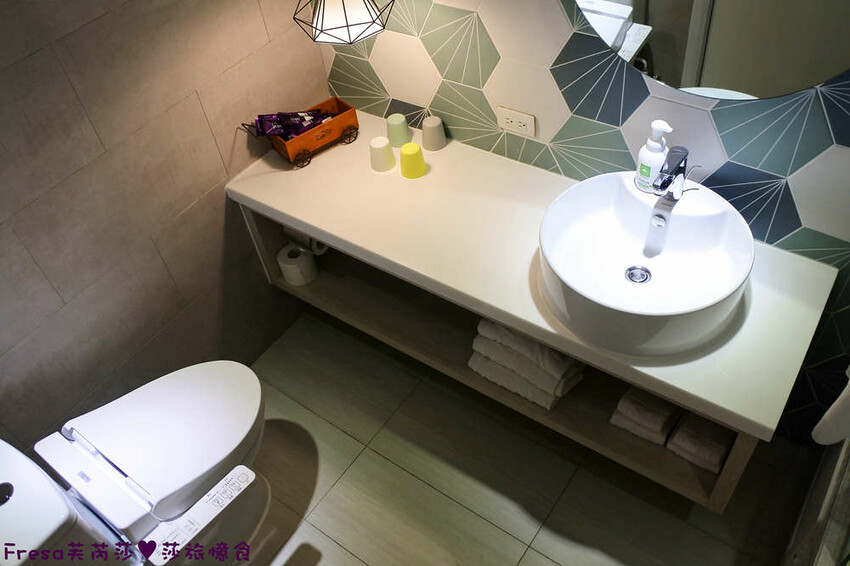 楠西景點│沁涼芒果冰咖啡「行動城堡二館－幸福芒果冰」豐盛水果餐「果農之家」國宴果乾伴手禮「玉井之門」