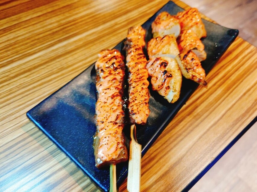 新北市蘆洲區[蘆洲燒烤推薦]新鮮現撈泰國蝦！蘆洲MK串燒居酒屋