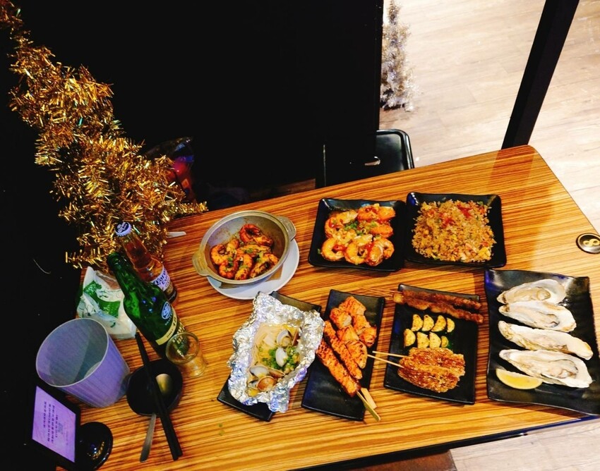 新北市蘆洲區[蘆洲燒烤推薦]新鮮現撈泰國蝦！蘆洲MK串燒居酒屋