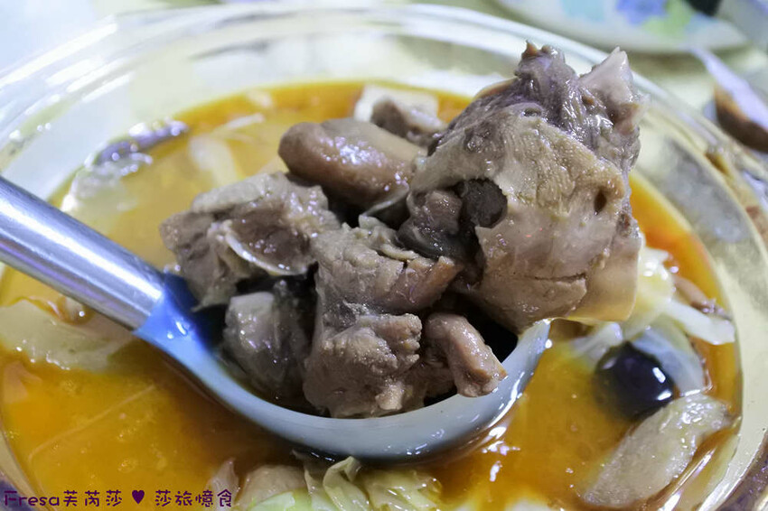 嘉義市東區嘉義烤鴨【蔡氏鴨庒】蘭潭附近美食「一鴨三吃」片鴨醬炒＋薑母鴨！秋冬溫補滿料又暖心│限定外帶│東區美食