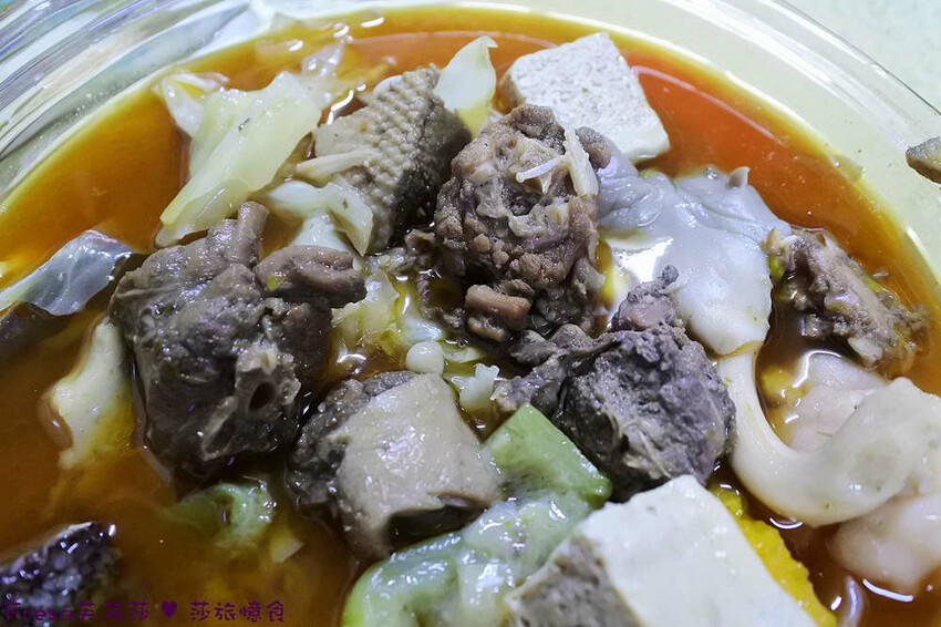 嘉義市東區嘉義烤鴨【蔡氏鴨庒】蘭潭附近美食「一鴨三吃」片鴨醬炒＋薑母鴨！秋冬溫補滿料又暖心│限定外帶│東區美食