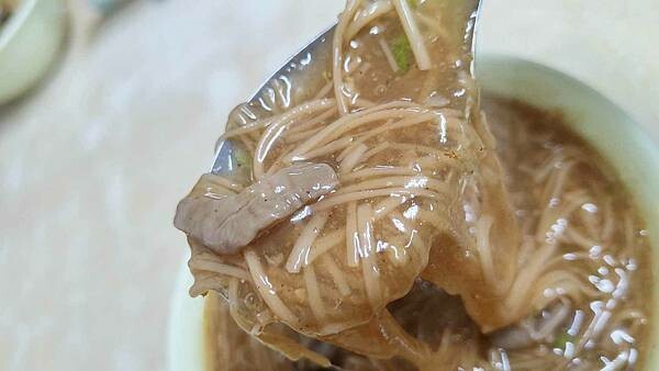 阿弟仔大腸麵線｜信義區百貨公司附近ＣＰ值最高最好吃的大腸麵線店