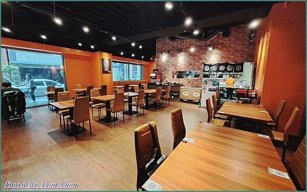 《林口牛排》  『炙り庵steak牛排-龜山長庚店』 Ive