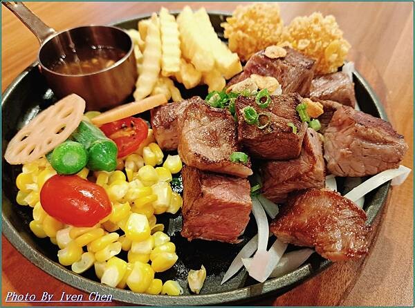 《林口牛排》  『炙り庵steak牛排-龜山長庚店』 Ive