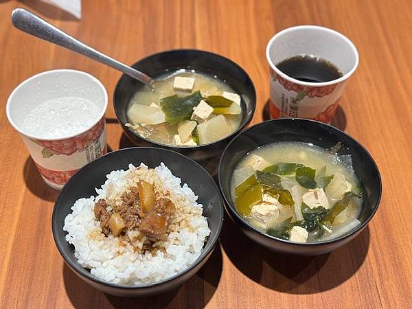 林口長庚美食新據點！低溫熟成牛排牛舌超高CP值