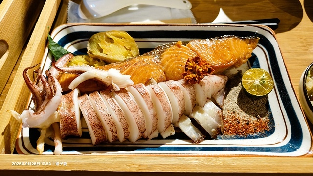 2025在地海味與文青風格的交會,二漁咖啡-鮮魚定食、中興文 2025在地海味與文青風格的交會,二漁咖啡-鮮魚定食、中興文