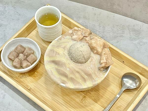 （高雄冰店）漫雪時光・甜品專賣店～漢神巨蛋甜品推薦！超大一碗