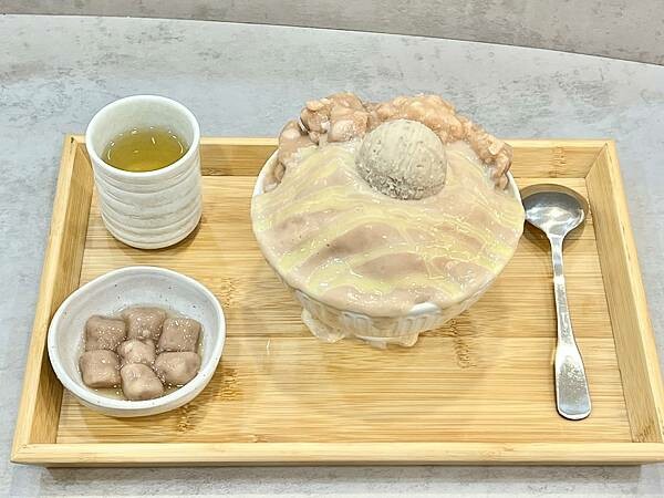 （高雄冰店）漫雪時光・甜品專賣店～漢神巨蛋甜品推薦！超大一碗
