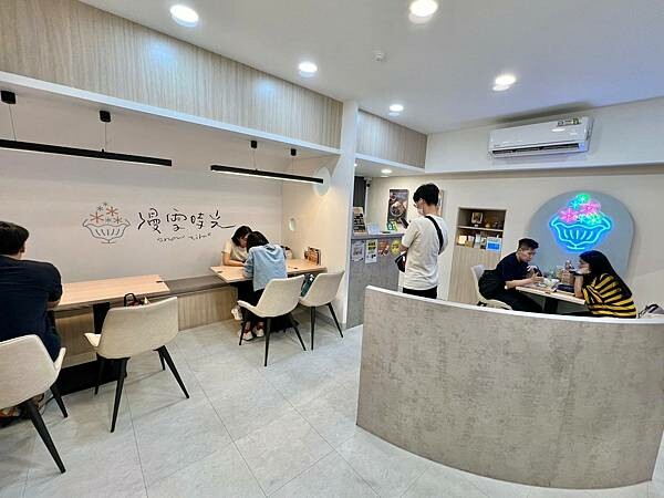 （高雄冰店）漫雪時光・甜品專賣店～漢神巨蛋甜品推薦！超大一碗