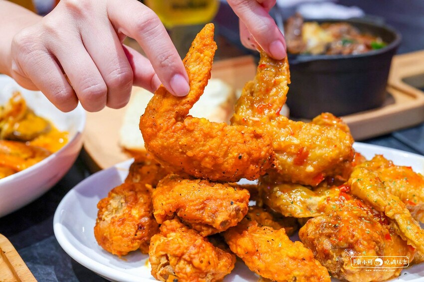 【東區酒吧餐廳】Mellow Bar & Restaurant，台北凌晨餐酒館推薦