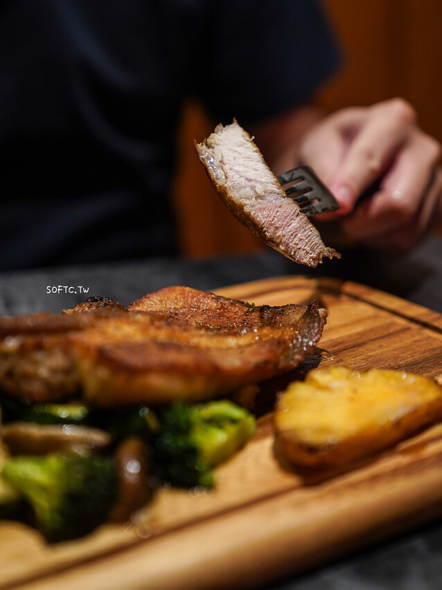 台北東區餐廳推薦「Mellow Bar & Restaurant」15款精釀啤酒忠孝敦化餐酒館推薦 - 軟西，遊記