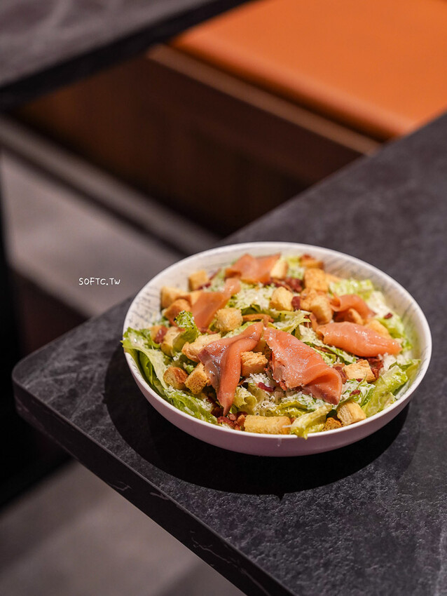 台北東區餐廳推薦「Mellow Bar & Restaurant」15款精釀啤酒忠孝敦化餐酒館推薦 - 軟西，遊記