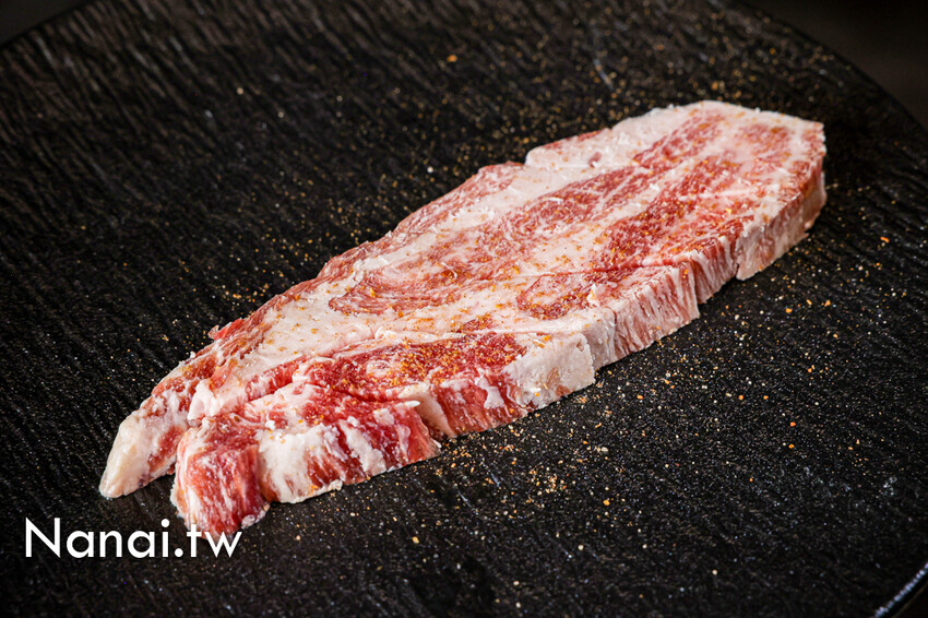 員林新開日式燒肉店！雙人套餐最便宜不用兩千