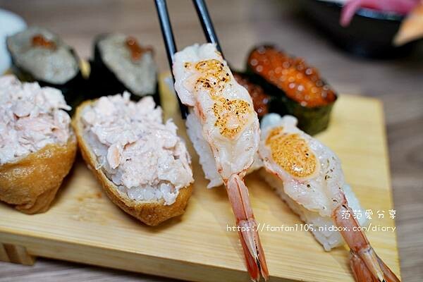 【三重日本料理】柴吉壽司 生魚片壽司、丼飯 平價高CP值 喜愛日料的朋友可別錯過 (19).JPG