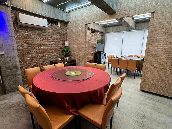 +(桃園熱炒)大龍城平價海鮮~無雷通通都好吃~豐盛桌菜只要5 +(桃園熱炒)大龍城平價海鮮~無雷通通都好吃~豐盛桌菜只要5