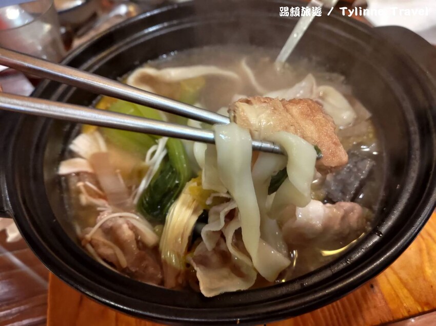 【東門美食】雲鼎阿二麻辣食堂,個人麻辣鍋料多實在 | 養身藥膳鍋 | 大安美食 | 台北美食