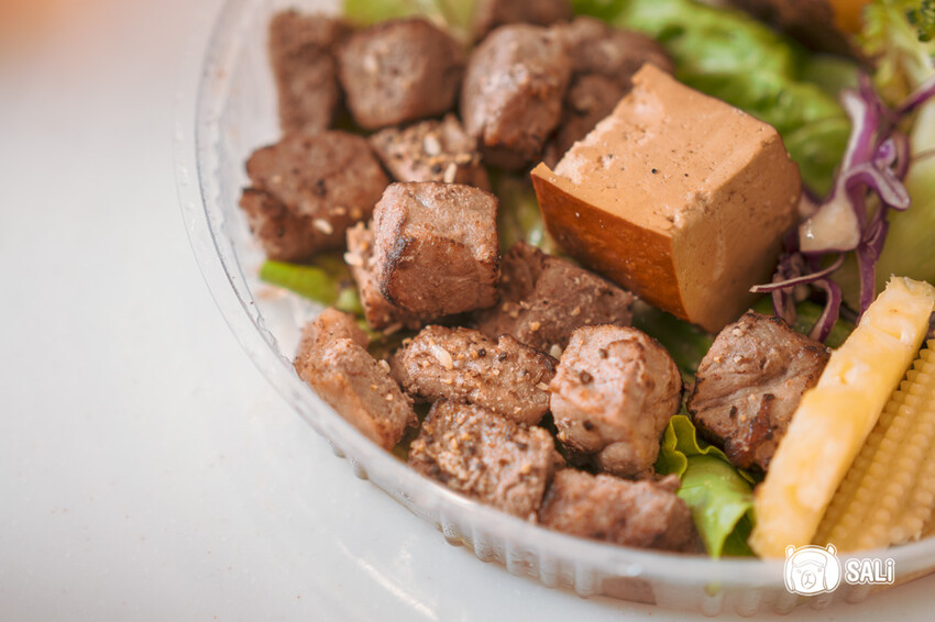 覓蠶健康餐盒|台中南區便當推薦,主菜選擇多元份量十足,最低119元起 - 莎笠,小日子