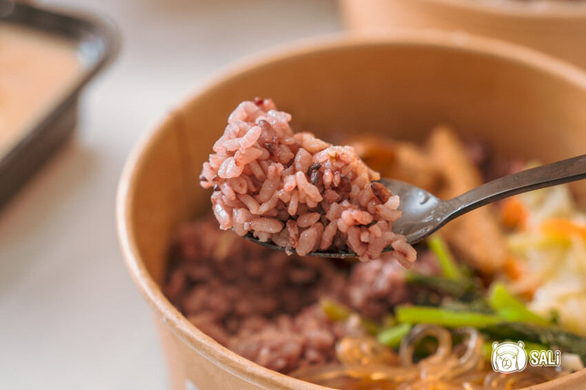 覓蠶健康餐盒|台中南區便當推薦,主菜選擇多元份量十足,最低119元起 - 莎笠,小日子