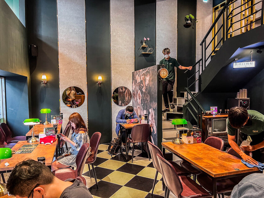 螺螄粉控必訪小螺波板橋店，份量大又美味，道地酸辣風味