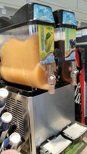 桃園高品質鍋物~~嚴選全台各地優質食材~新竹雪山鱘龍魚.優質